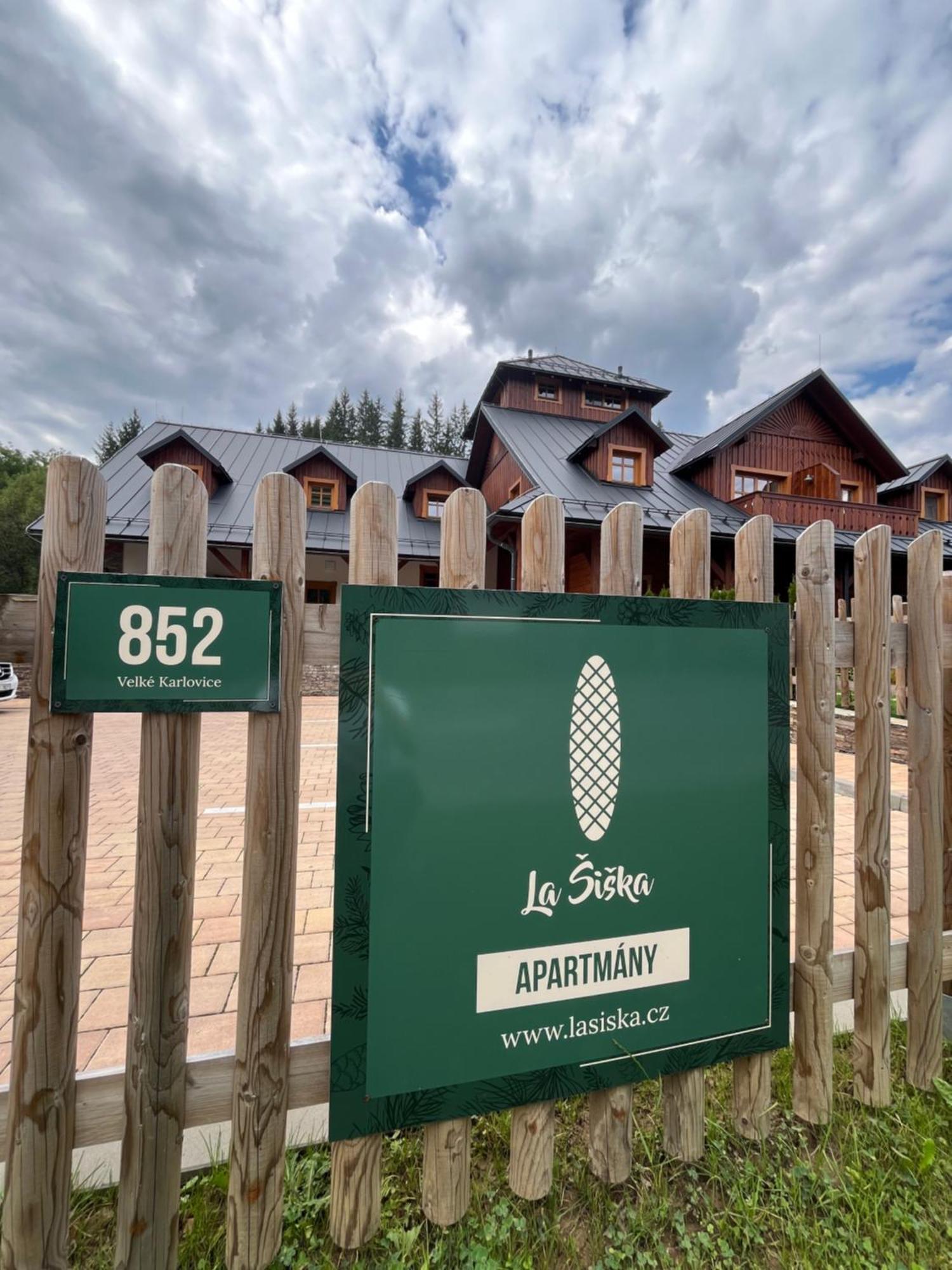 Apartmany La Siska Vsetín エクステリア 写真