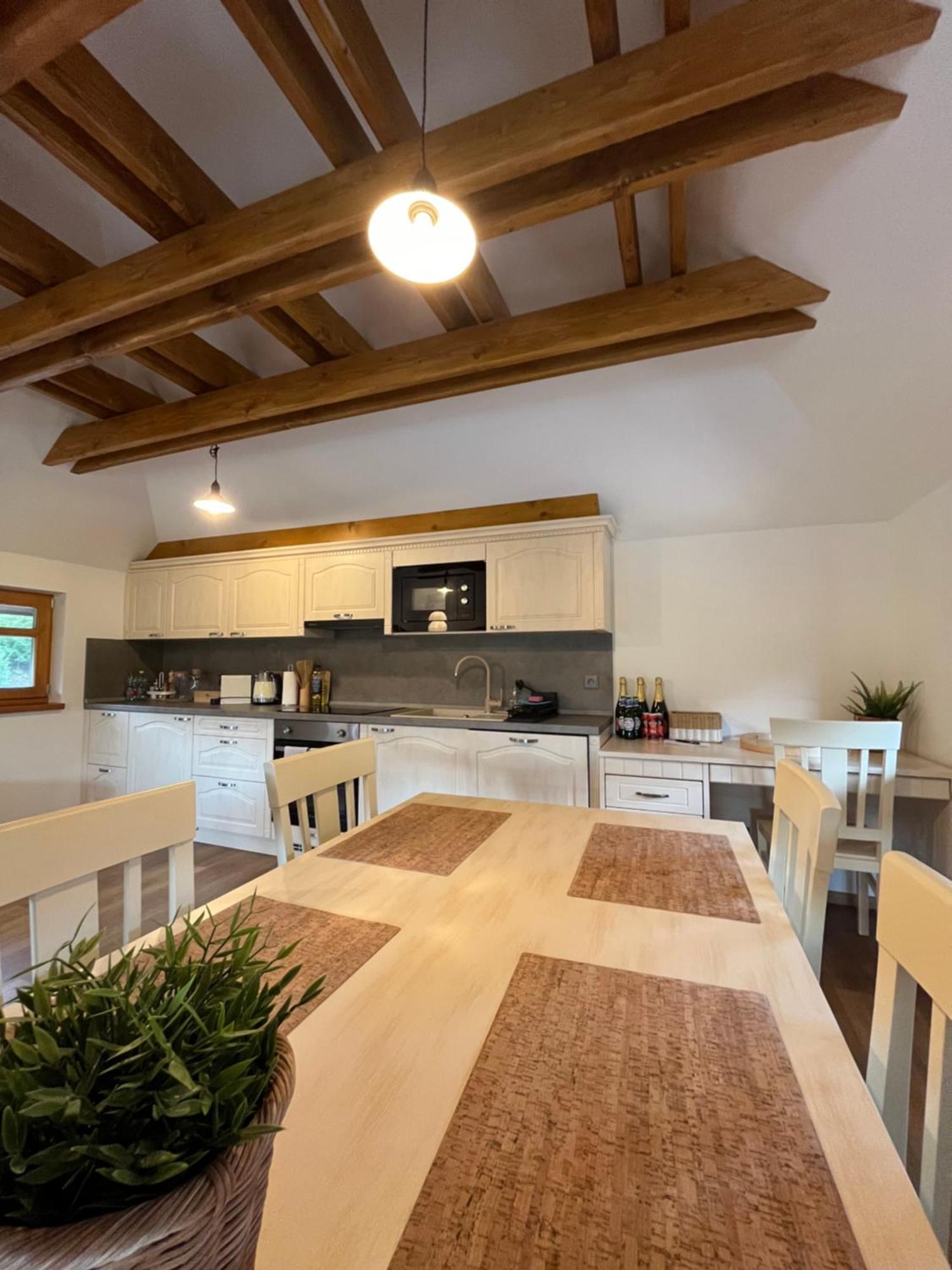 Apartmany La Siska Vsetín エクステリア 写真