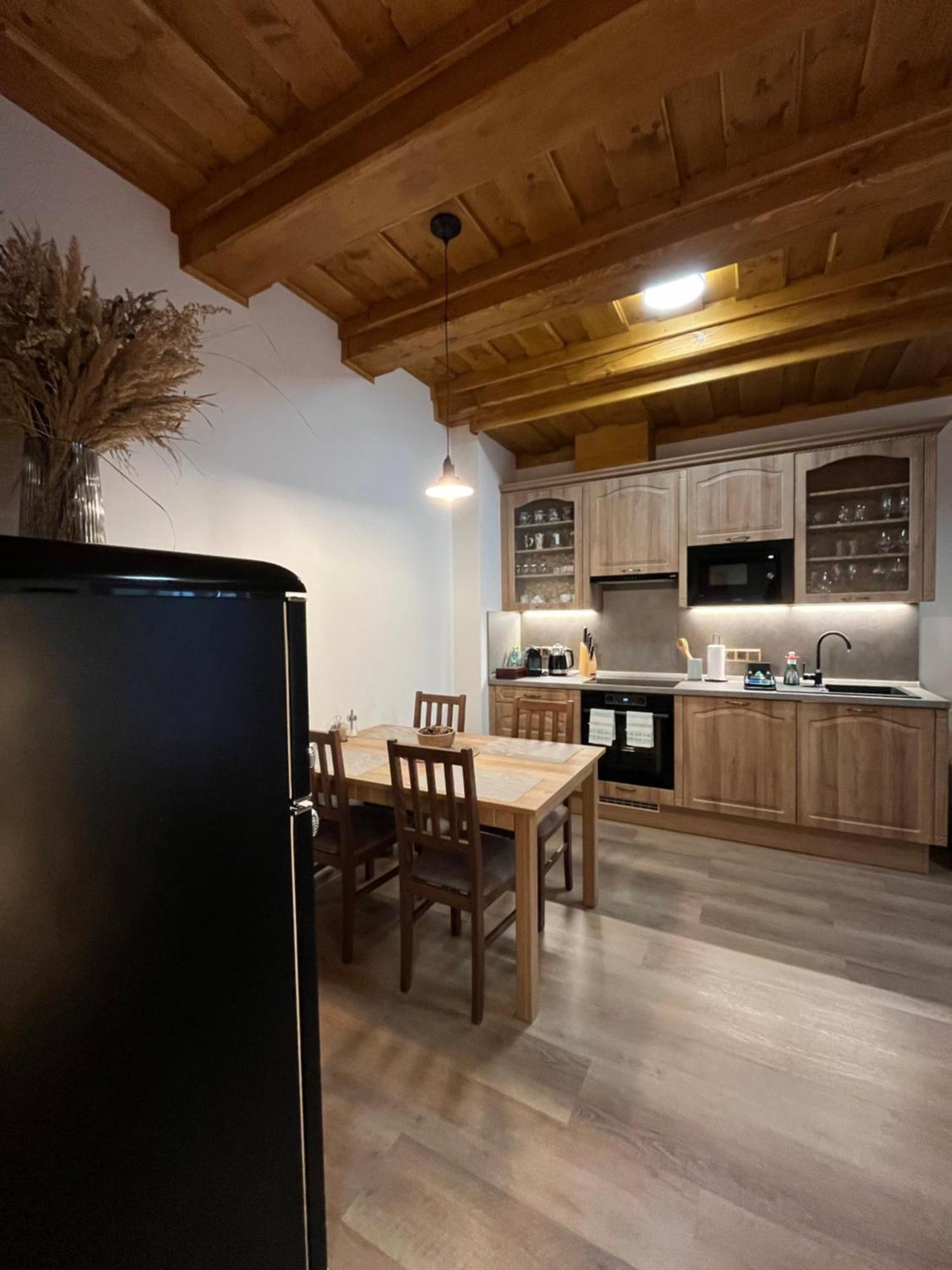 Apartmany La Siska Vsetín エクステリア 写真
